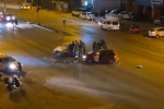 Otomobiller kafa kafaya çarpıştı; 2 yaralı