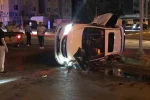 Otomobiller kavşakta çarpıştı: 2 yaralı
