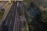 Otoyolda korkutan yangın: Yol kenarına atılan izmarit yangın çıkarttı 