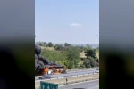 Otoyolda yolcu otobüsü alev alev yandı