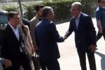 Özgür Özel ve DEM Parti heyeti CHP’nin Sarıyer’deki binasına geldi