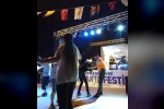 Pamukkale Belediyesi zabıtası piste çıkan engelli çocuğu uzaklaştırmaya çalıştı