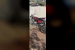 Park halindeki motosiklet çalındı