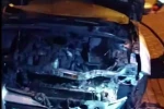 Park halindeki otomobilde yangın