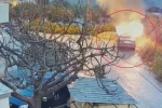 Park halindeki otomobili benzin döküp kundaklamak isterken kendini yaktı