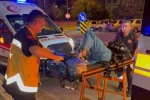 Parkta bıçaklı kavga: 2 yaralı