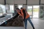 Pazar yerlerinden toplanan organik atıklar gübreye dönüştürülüyor