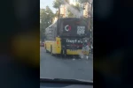 Pendik’te patenli iki gencin trafikteki ilginç yolculuğu kamerada