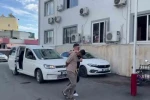 Polis süsü verip çakarla gezdi, havaya ateş açıp çocukların üzerini aradı
