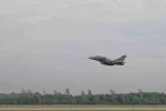 Polonya’da NATO savaş uçakları Rus tehdidi nedeniyle Ukrayna sınırına sevk edildi