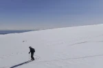Polonyalı dağcılar Süphan Dağı’ndan kayakla indi