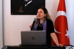 Prematüre bebeklerde "altın saat" hayat kurtarıyor