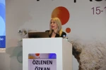 Prof. Dr. Özlenen Özkan: "İlk rahim naklinde nefesimizi tutarak hastayı takip ettik"