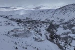 Refahiye’de nisan ayında kar sürprizi