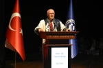 Rektör Savaş ‘Dünyanın En Etkili Bilim İnsanları’ listesinde zirveye yerleşti