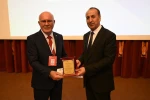 Rektör Savaş, gençlere "Geçmişten Günümüze Matematiğin Serüveni"ni anlattı