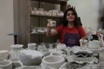 Ressamların eserleri Şanlıurfalı kadınların ellerinde seramiklere yansıtılıyor