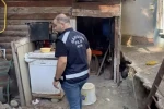 Rüyasında define gören kadın oğluyla birlikte 5 katlı apartmanın altında tünel kazarken yakalandı