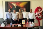 Sağlık-Sen: "Sağlık çalışanları insan hayatını öncelerken yoğun iş temposuyla da mesleğinden bezdiriliyor"
