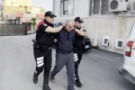 Sahipsiz köpeği sopayla döven şahıs gözaltına alındı