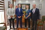 Salihli Kaymakamı Güldoğan, dünya şampiyonunu ağırladı