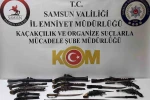 Samsun’da etnografik silah operasyonu: Tabanca, kama ve kılıç ele geçirildi 