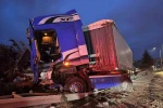 Samsun’da tır devrildi: 1 yaralı