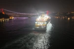 Sarayburnu’na yanaşma izni verilmeyen Rus kruvaziyer Astoria Grande Karadeniz’e doğru yola çıktı