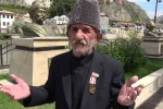 Sattığı keçilerinin parasını alamayan yaşlı adam, sağlığından da oldu