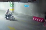 Şehir hastanesinin otoparkından iki motosiklet çaldı: O anlar kameraya yansıdı