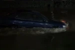 Sel sularında gemi gibi ilerledi