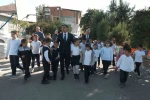 Şener: "Çocuklarımızın en iyi şartlarda eğitim alması için çalışıyoruz"