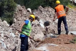 Seydikemer Çatak Mahallesi içme suyu isale hattı yenileniyor