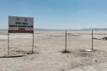 Seyfe Gölü’nde bilgilendirme tabelalarına vandalizm 