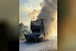 Seyir halindeki kamyonet alevlere teslim oldu