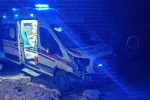 Siirt’te hasta taşıyan ambulans ata çarptı