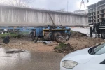 Siirt’te tıra yüklü 50 metrelik köprü kirişi kavşakta takılı kaldı: Yol saatlerdir ulaşıma kapalı 