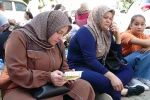 Sınava girmeden dakikalar önce son kez test çözdüler