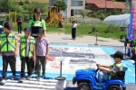 Sinop’ta jandarmadan miniklere uygulamalı trafik eğitimi
