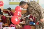 Şırnak Emniyet Müdürü Sazak’tan öğrencilere sürpriz 
