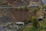 Şırnak’ta su tankeri uçurumdan yuvarlandı: 1 yaralı