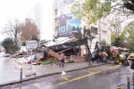 Şişli’de 25 kişinin zehirlenmesi iddiasıyla gündeme gelen restoran yıkıldı