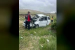 Sivas’ta takla atan otomobilde 5 kişi yaralandı