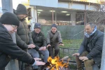 Soğuk havalar en fazla pazarcı esnafını etkiledi