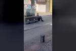 Sokak ortasında hareketsiz duran şahıs tedirginliğe yol açtı 