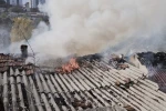 Sultangazi’de gecekonduda korkutan yangın