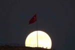 Süper Ay göz kamaştırdı