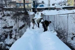 Tahta köprülerde kar nöbeti