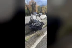 Takla atan otomobilden 2 kişi yaralı kurtuldu