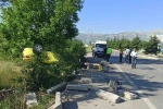 Takla atan otomobilden sürücü yaralı kurtuldu